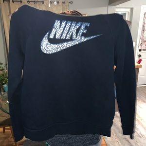 nike sweatshirt